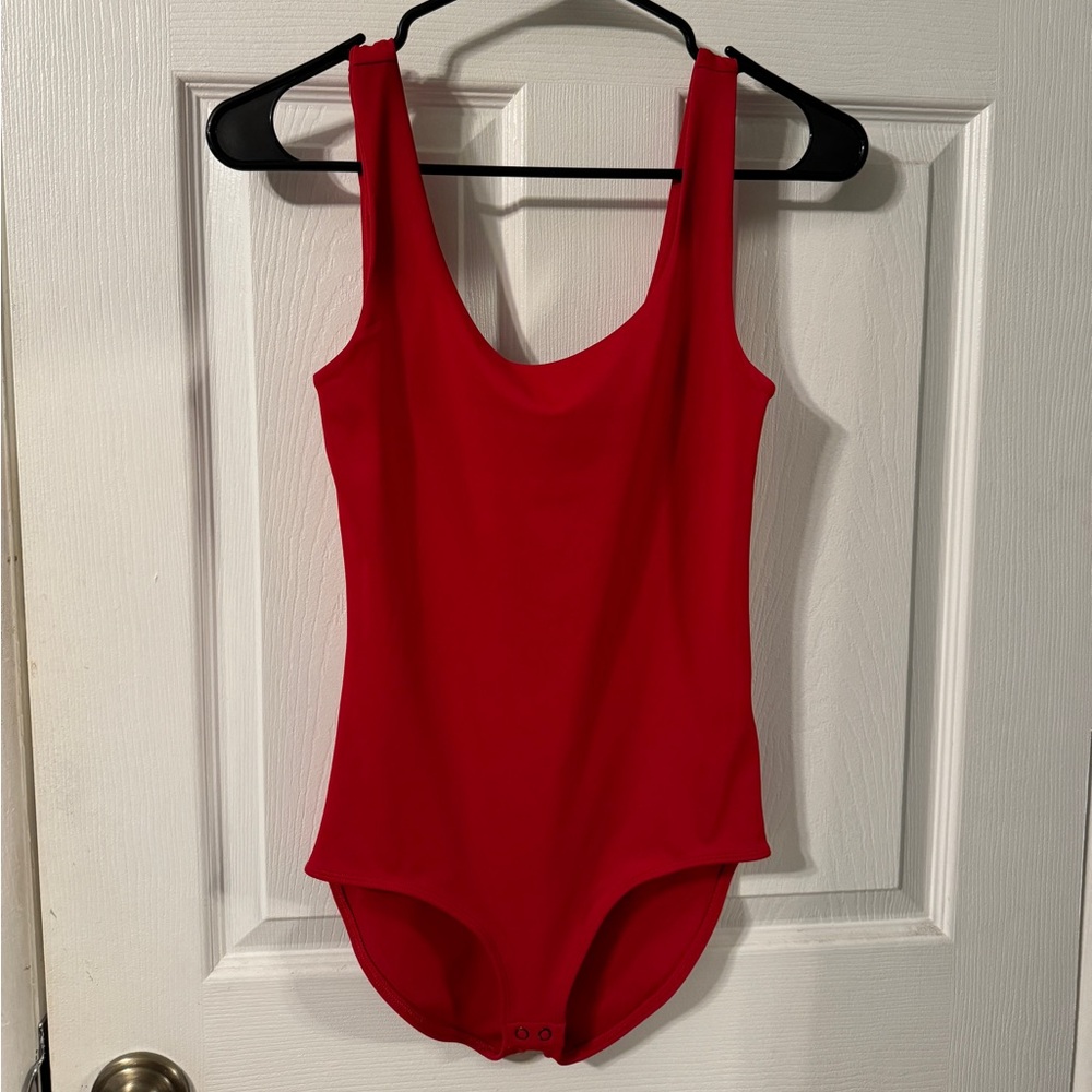 Contour body suit